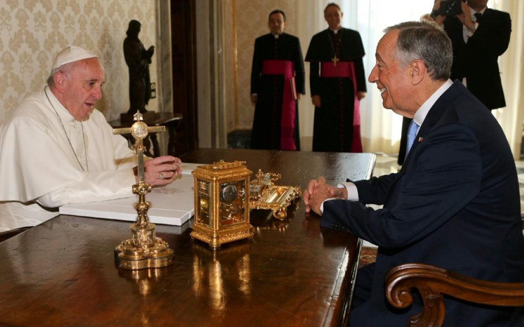 Papa: Marcelo Rebelo de Sousa destaca esforço «excecional» de Francisco rumo à «convergência entre pessoas, crenças, religiões, culturas e civilizações»
