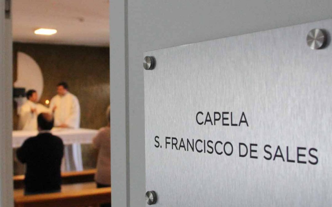 Igreja/Media: «Não podemos dispensar o jornalista como leitor intermediário da realidade» – Padre Américo Aguiar