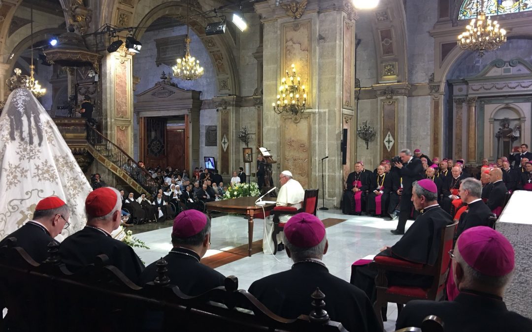 Igreja/Chile: «O Povo de Deus não precisa de super-heróis, espera pastores», alertou o Papa