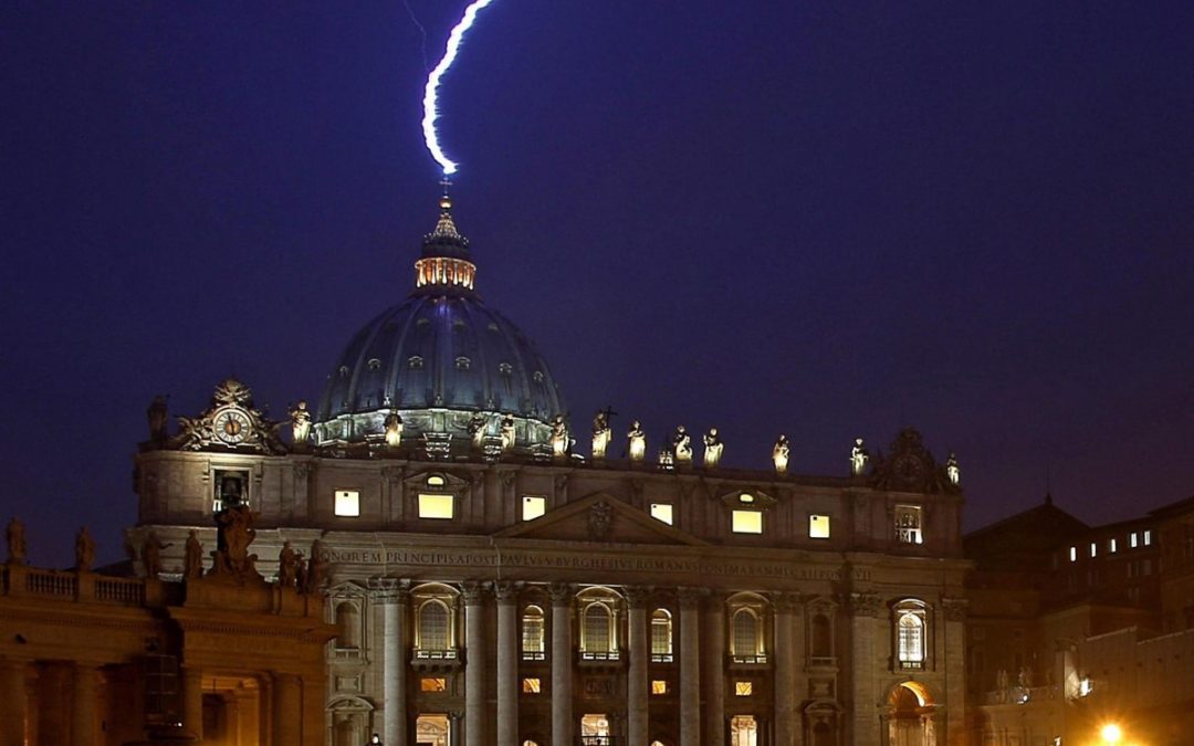Renúncia de Bento XVI, o relâmpago que apanhou a Igreja de surpresa
