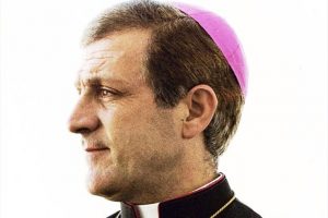 Vaticano: Papa faz viagem-relâmpago à região da Puglia
