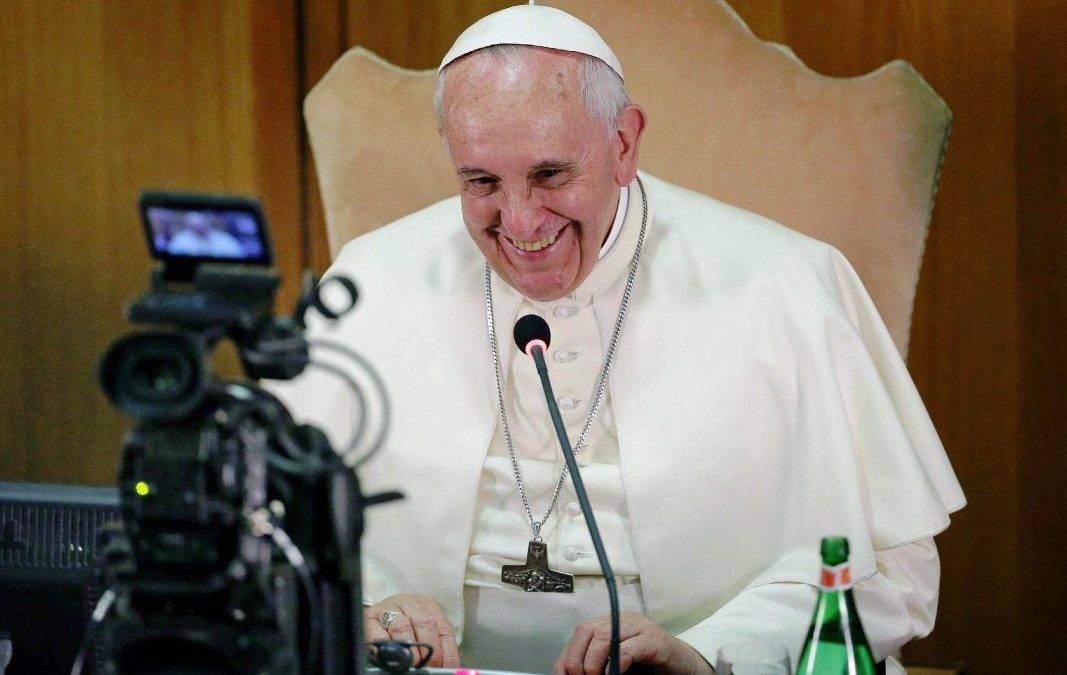 Francisco/5.º aniversário: Papa tem promovido «renovada abertura» na Igreja