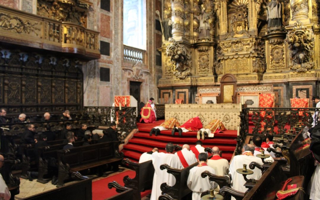 Porto: Homilia de D. António Augusto Azevedo na celebração da Paixão do Senhor