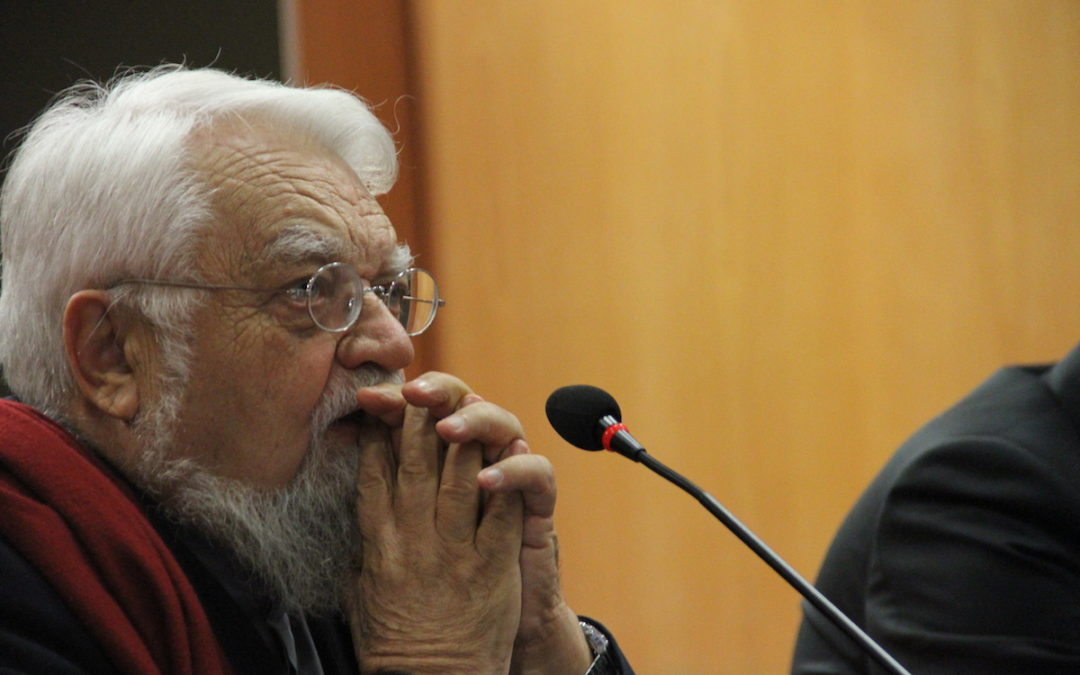 UCP: Um monge e um filósofo em diálogo para repensar o humanismo