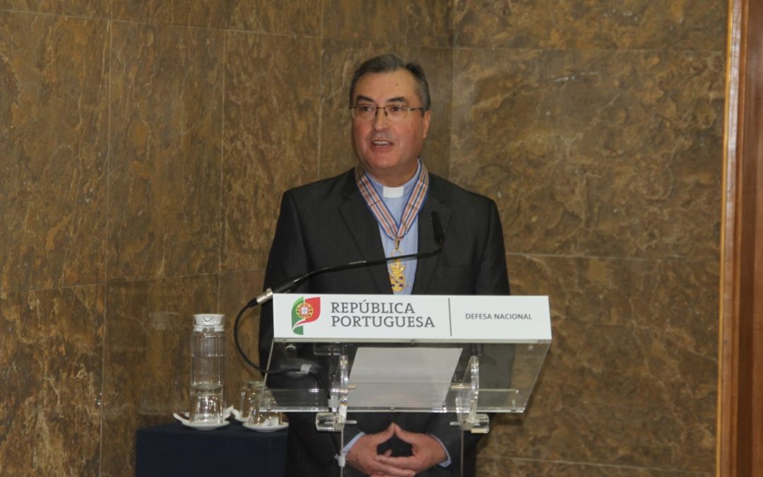 Igreja/Sociedade: D. Manuel Linda recebeu condecoração do Ministério da Defesa (C/vídeo)