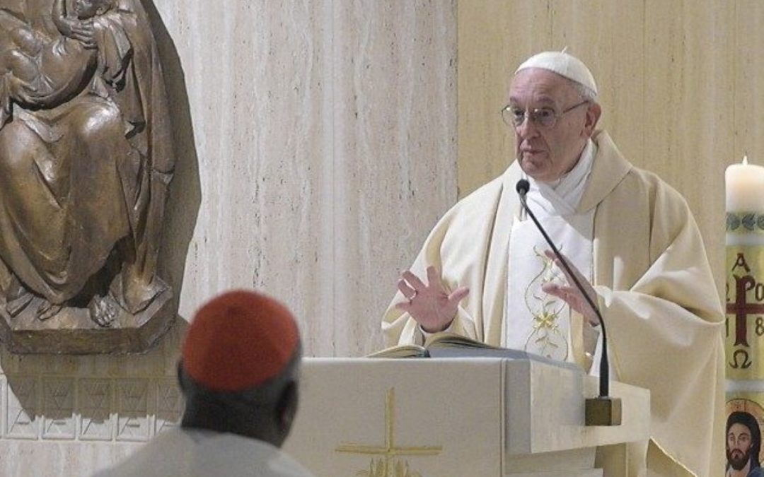 Vaticano: Papa defende «silêncio» e «oração» como resposta a quem procura divisões na Igreja