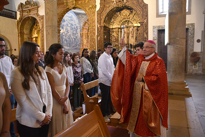Pentecostes: «Ser crismado significa não estacionar, não se acomodar» – Bispo do Algarve
