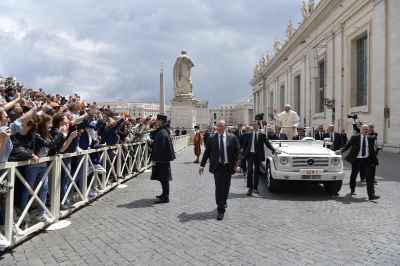 Vaticano: Papa Francisco dedica novo ciclo de catequeses ao Sacramento da Confirmação