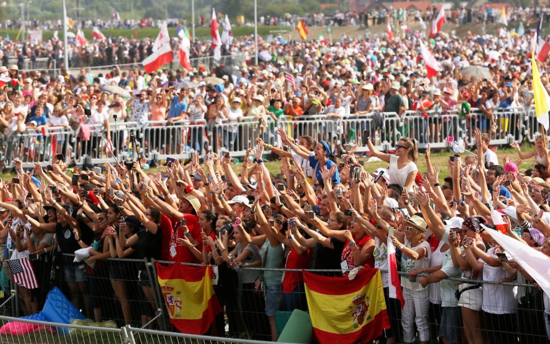 Sínodo 2018: Vaticano apresenta «guião» para próximo encontro mundial dedicado aos jovens