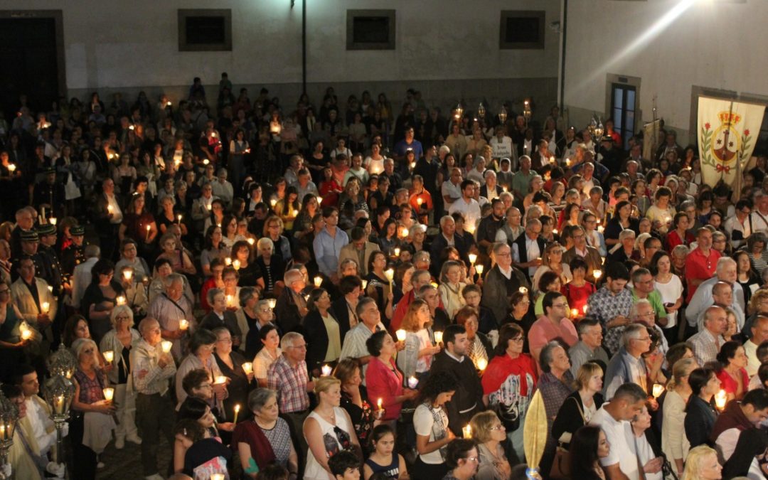 Porto: Bispo presidiu à Procissão do Triunfo em honra de Nossa Senhora do Carmo