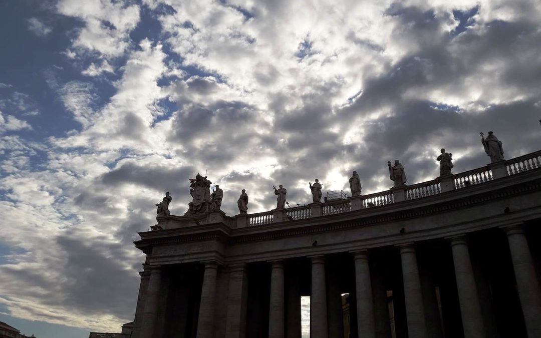Vaticano: Papa critica discriminação de doentes e pessoas com deficiência