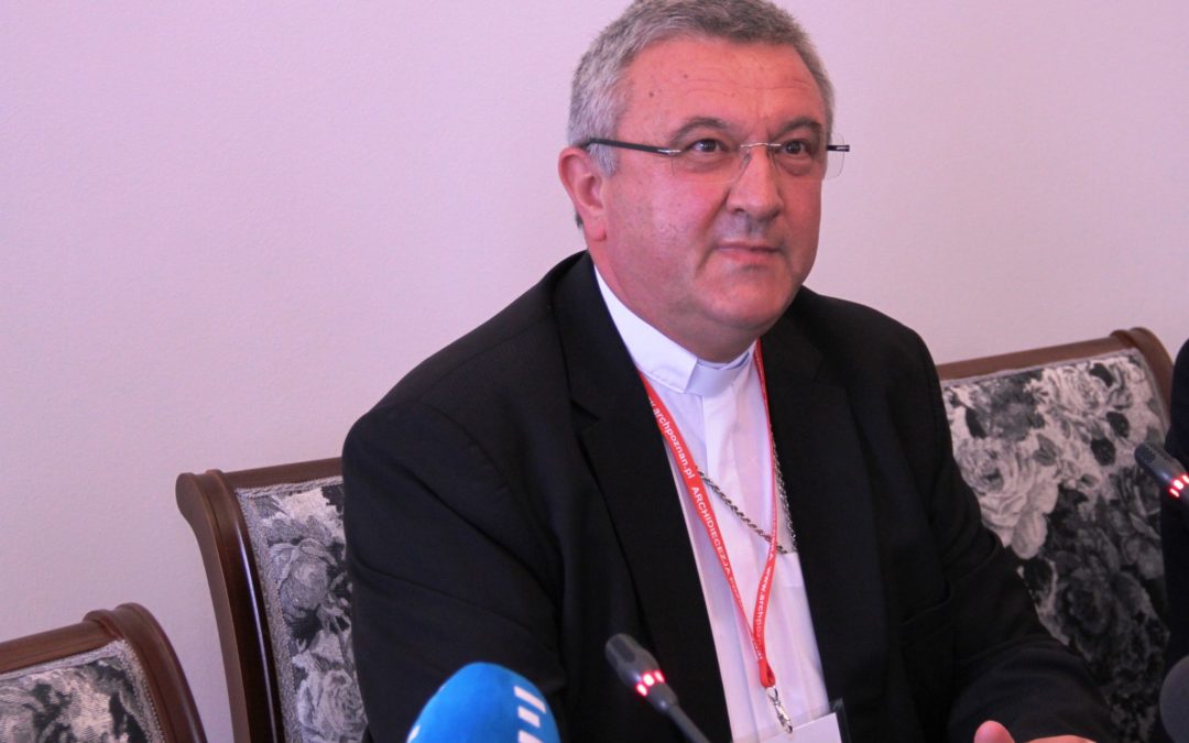 Europa: Presidente da Conferência Episcopal da Hungria critica processo punitivo da União Europeia