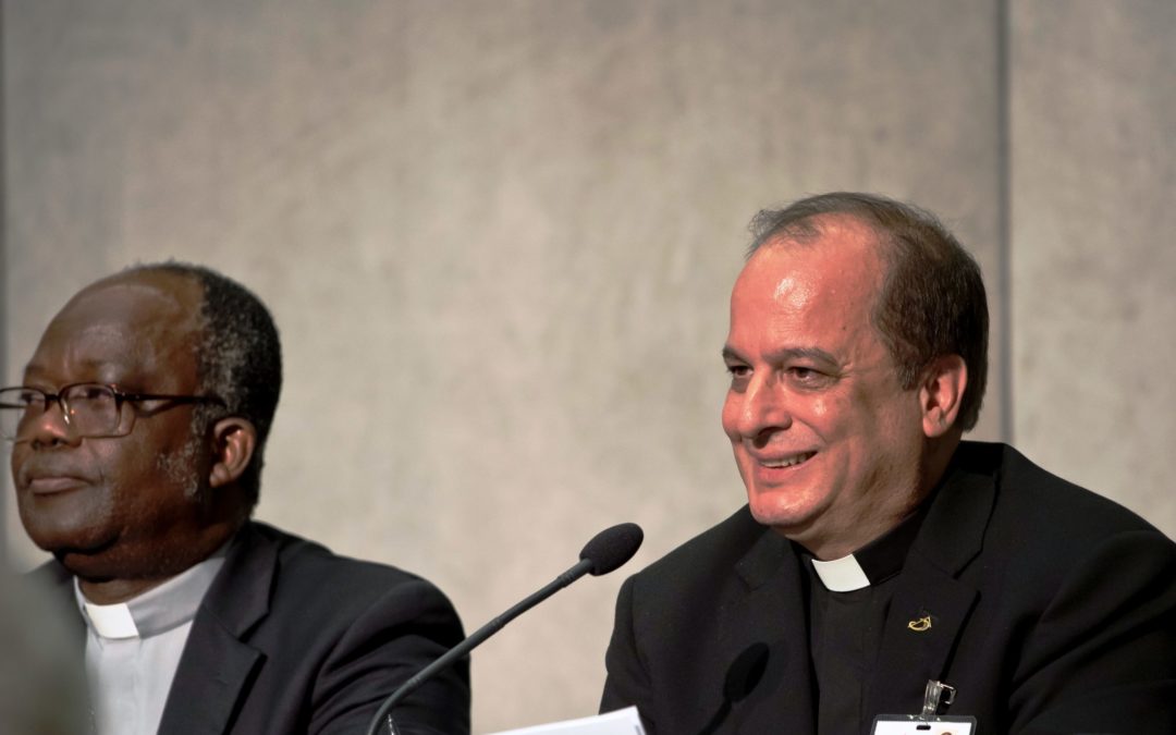 Sínodo 2018: Igreja tem de superar «medo» do digital, diz superior-geral dos Paulistas (c/vídeo)